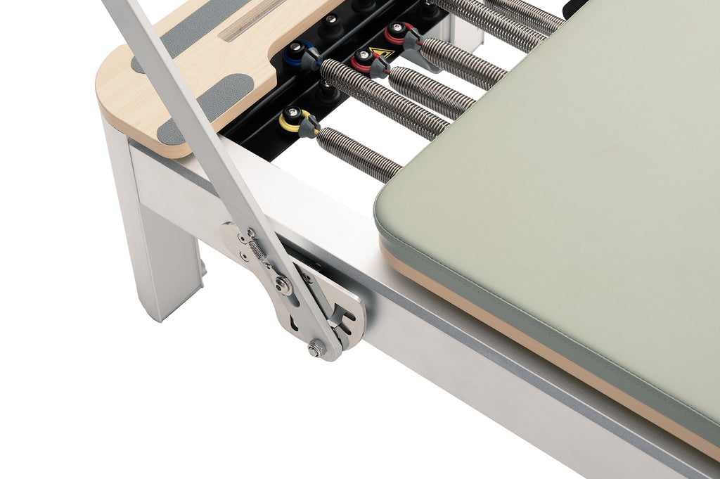 Lettino Reformer classico in alluminio Mooma