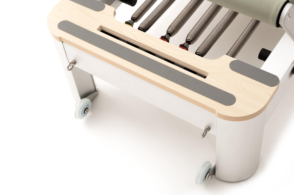 Lettino Reformer classico in alluminio Mooma