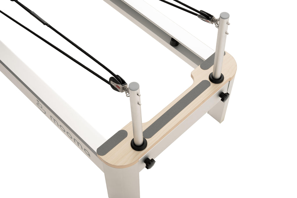 Lettino Reformer classico in alluminio Mooma