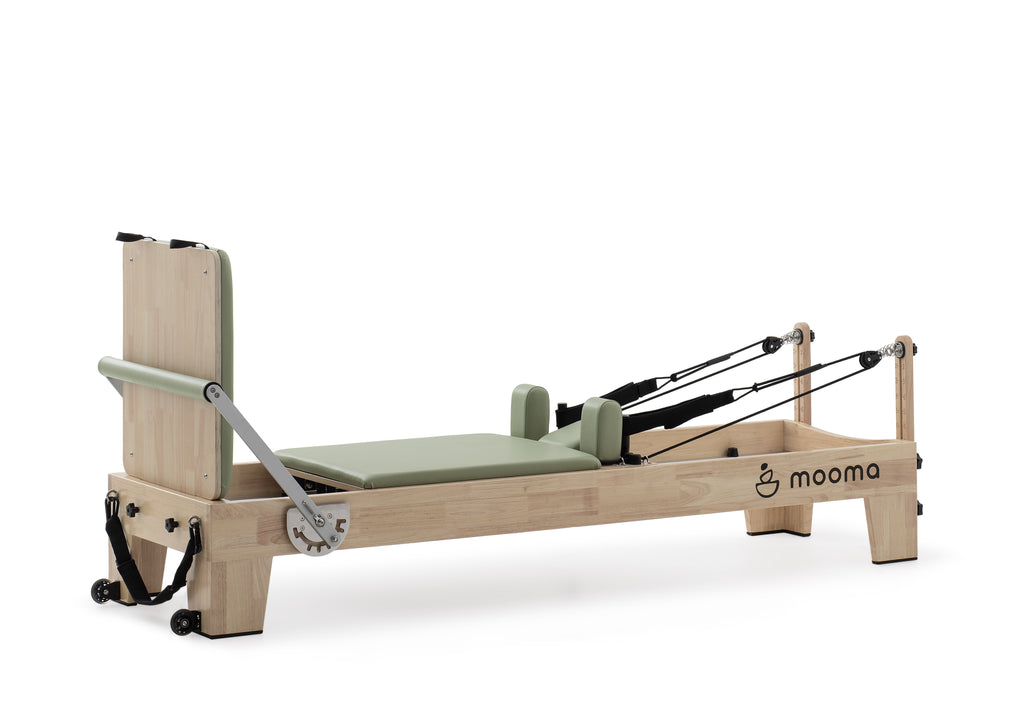Lettino Reformer classico in legno Mooma