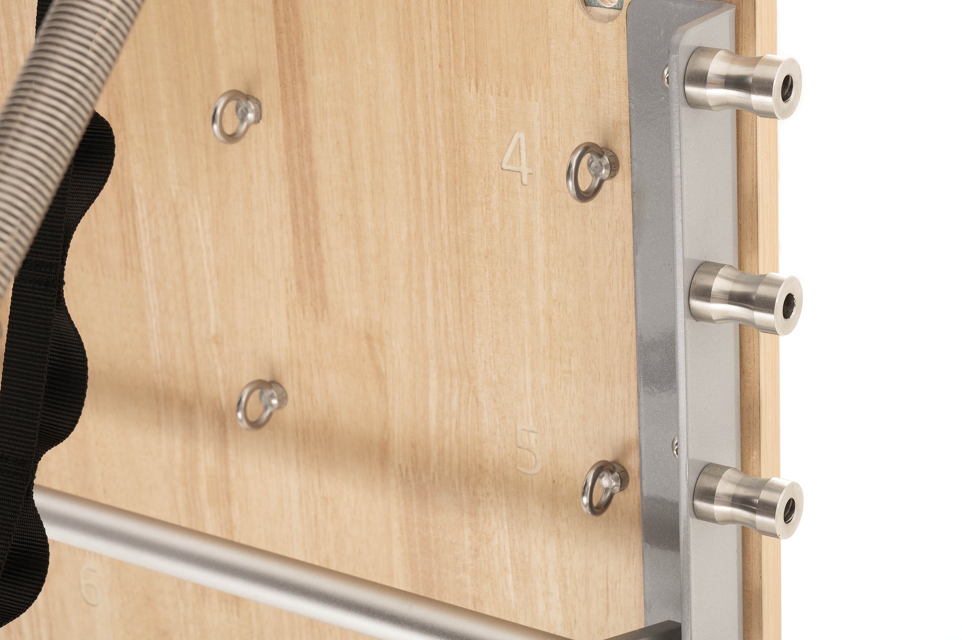 Parete attrezzata pilates in legno Mooma