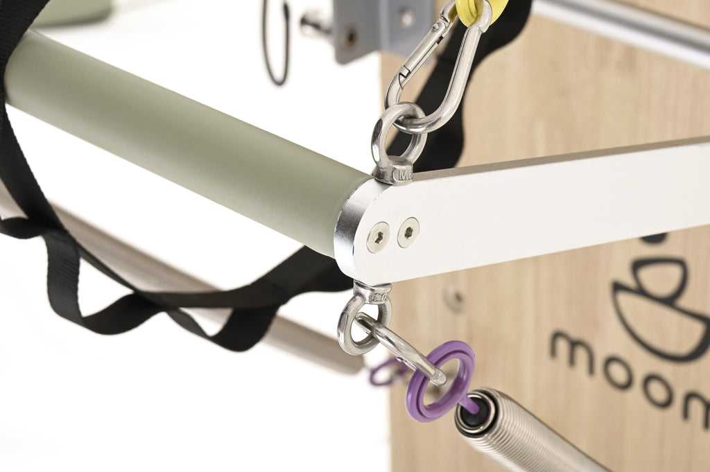 Parete attrezzata pilates in legno Mooma