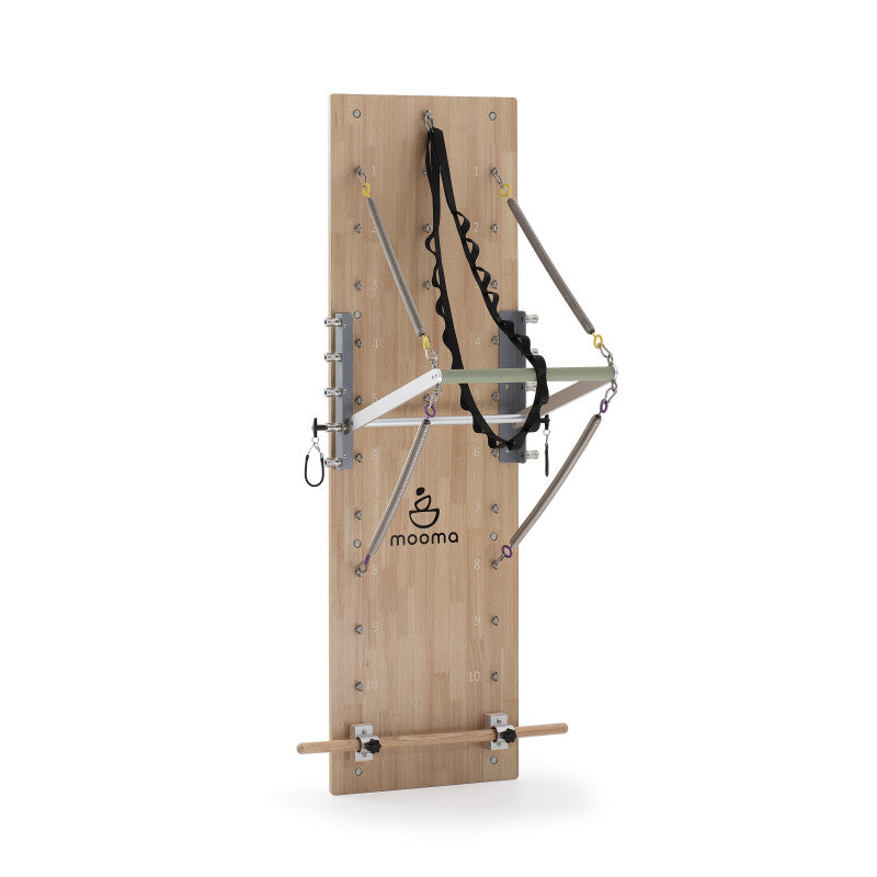 Parete attrezzata pilates in legno Mooma
